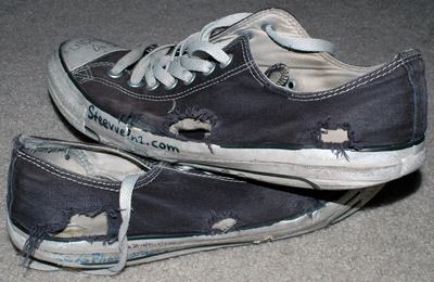Emo_beat_up_chuck_taylor_all_star_converse