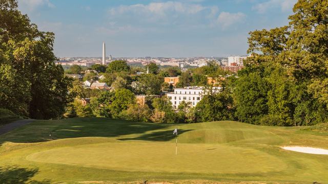 northam-vetoes-bill-benefiting-private-golf-courses-in-arlington-washington-post-april-10-2018